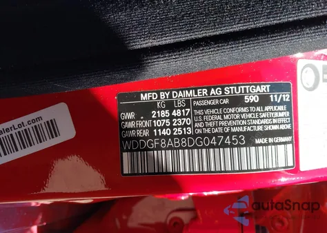 2013 Mercedes-Benz C 300 Luxury 4Matic/Sport 4Matic z USA, uszkodzony, nr VIN WDDGF8AB8DG047453